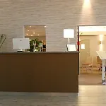 Western Amarys & Hotel