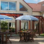 Western Amarys & Hotel 3*