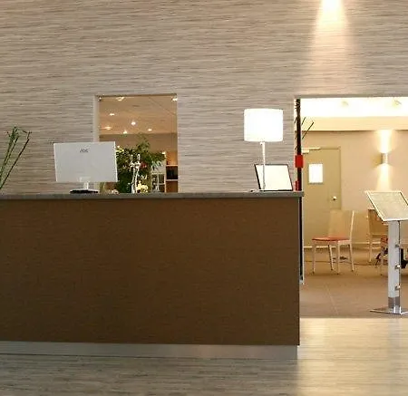 Western Amarys & Hotel