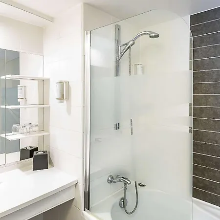 Western Amarys & فندق