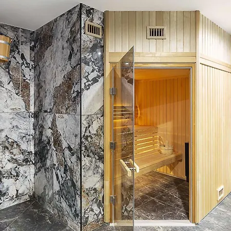 Western Amarys & 3* رامبوييه