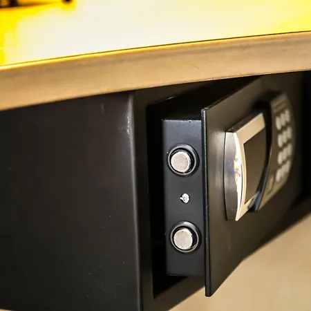 Western Amarys & فندق رامبوييه