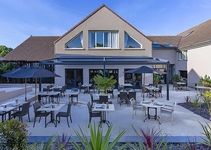 Western Amarys & Hotel